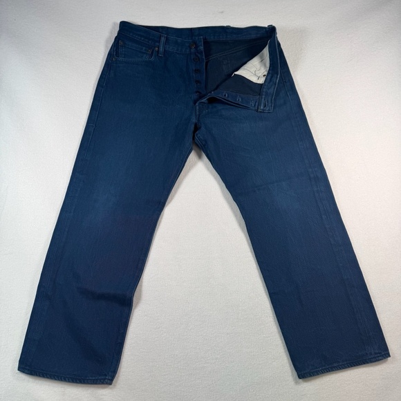 Levis Jeans Mens 38x30 Blue 501 Straight Leg Button Fly Mid Rise - Picture 1 of 12